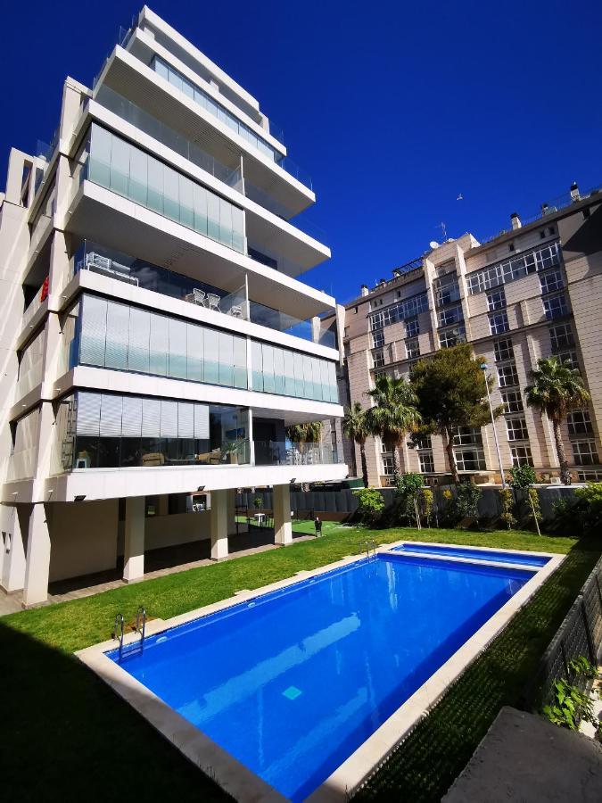 Superior Calpe Pearl Beach Екстериор снимка